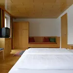 Bergland Pensionat 3*